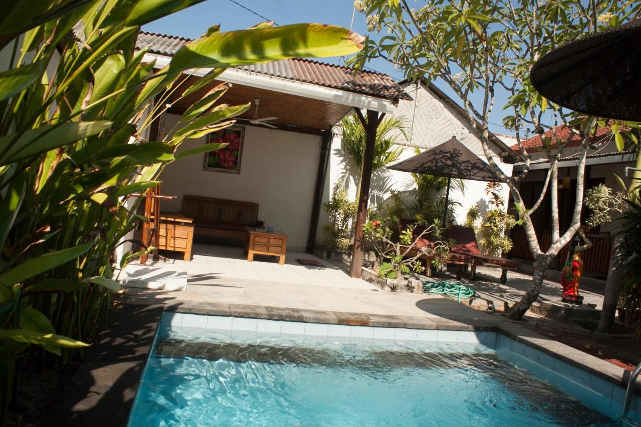 Pantai Bungalow Lembongan Island Buitenkant foto